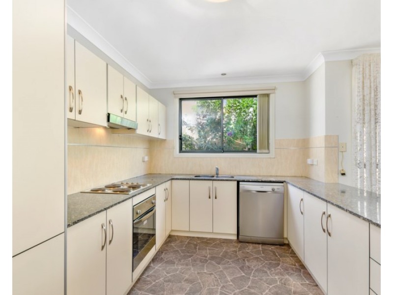 18/134 Kanahooka Road, Kanahooka NSW 2530
