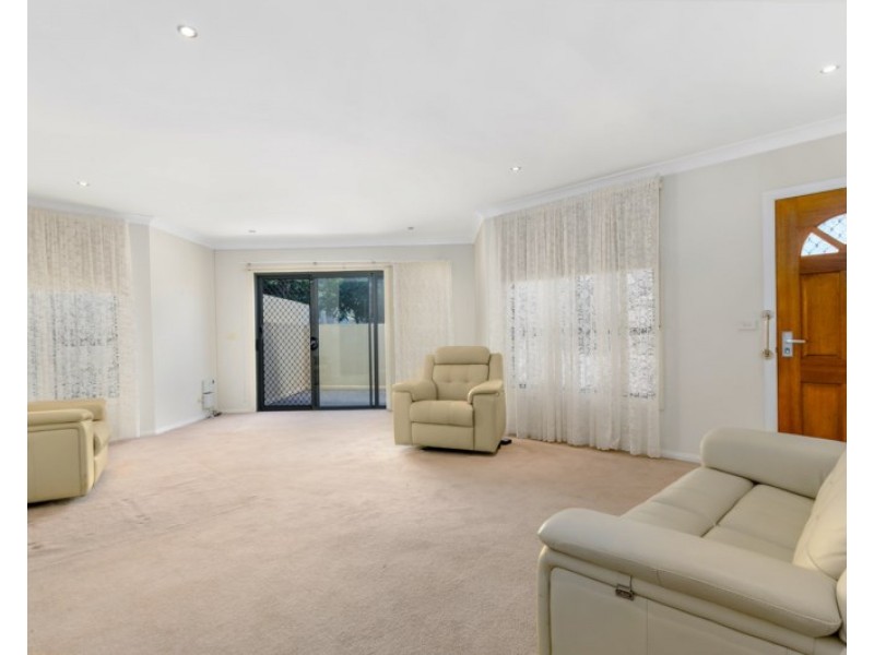 18/134 Kanahooka Road, Kanahooka NSW 2530