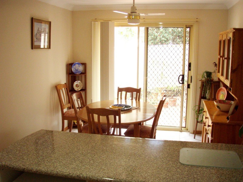 4/13-15 Russell Street, Woonona NSW 2517