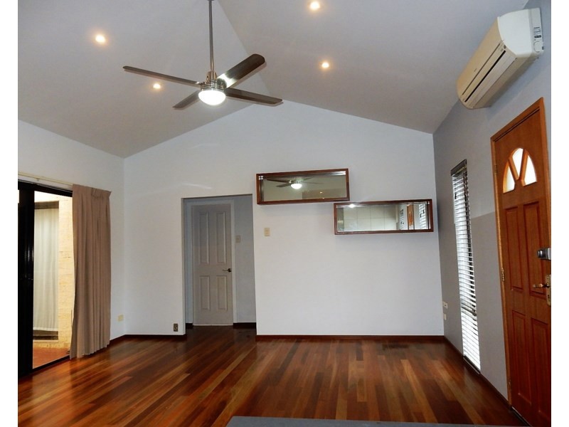 1/208 Balgownie Road, Balgownie NSW 2519