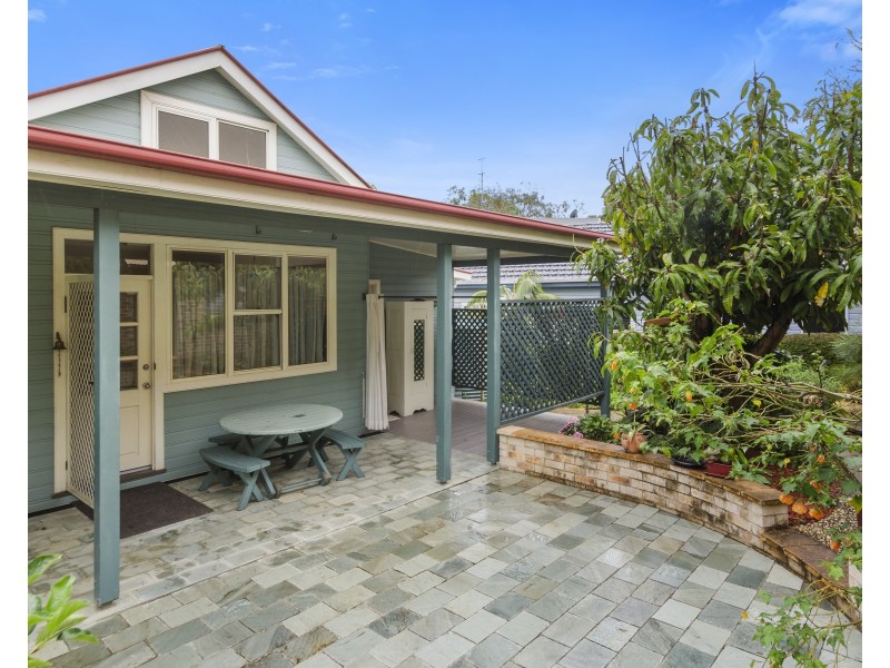 30 Moore Street, Austinmer NSW 2515