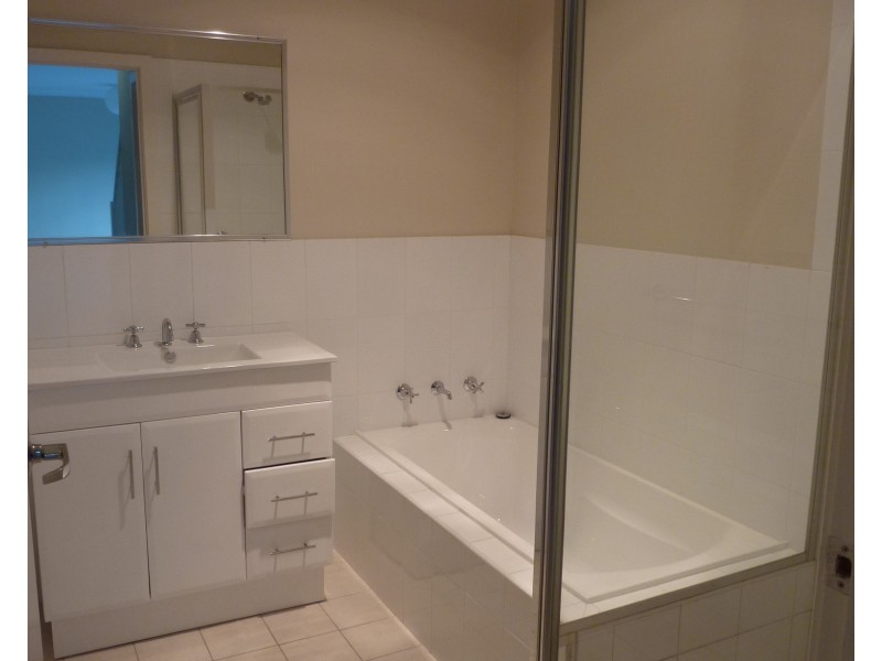 3b Park Road, Bellambi NSW 2518