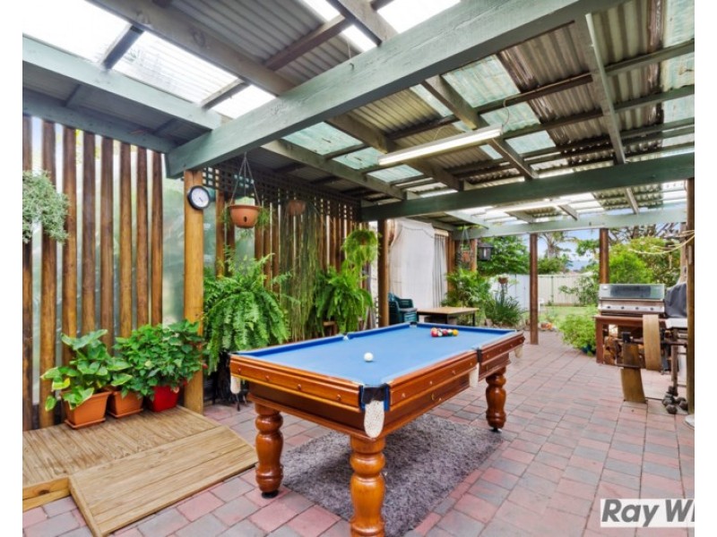 64 Dobbie Avenue, East Corrimal NSW 2518