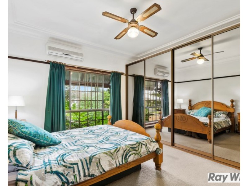 64 Dobbie Avenue, East Corrimal NSW 2518