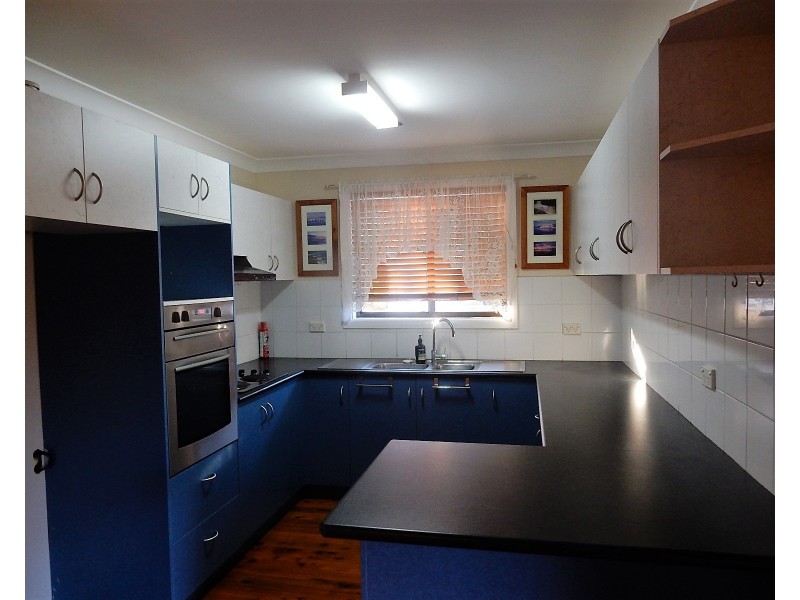 85 Thompson Street, Woonona NSW 2517