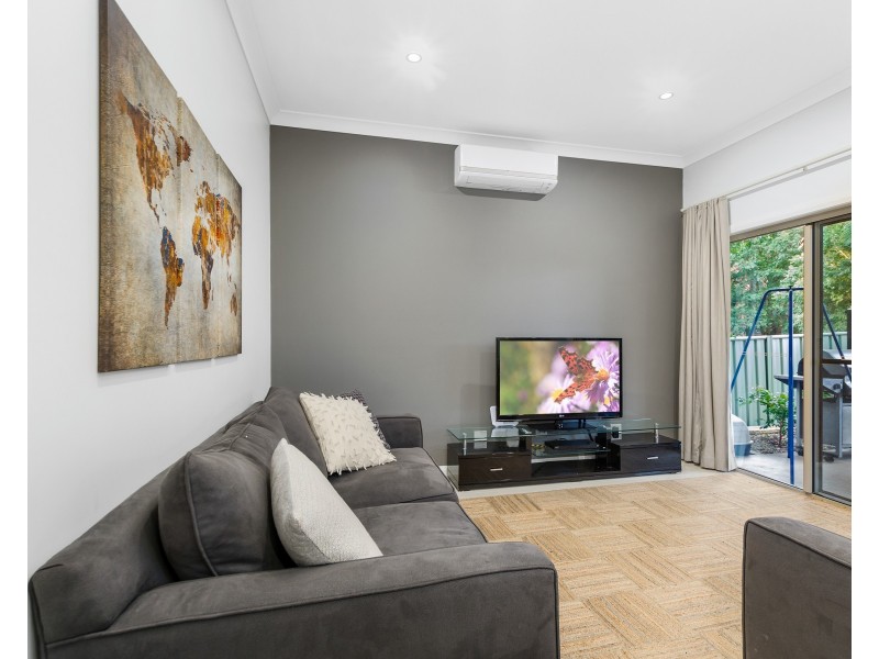 4B Pitman Lane, Woonona NSW 2517