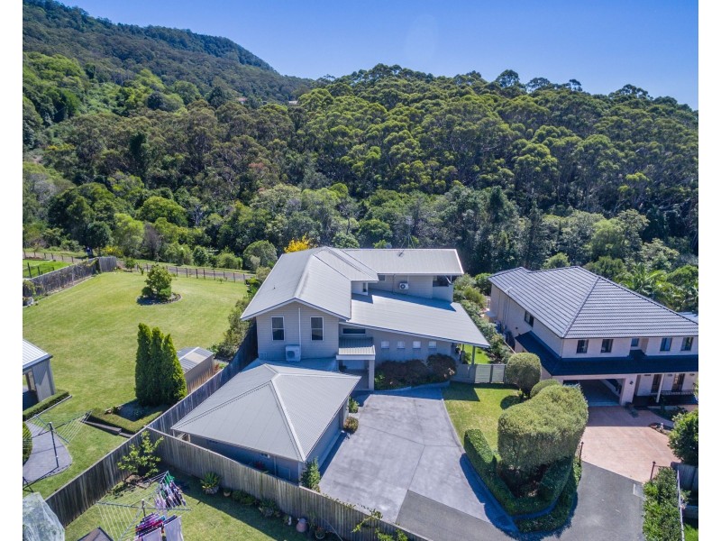 22 Hollymount View, Woonona NSW 2517
