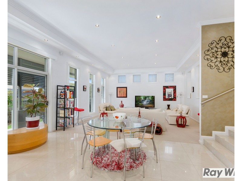 22 Hollymount View, Woonona NSW 2517