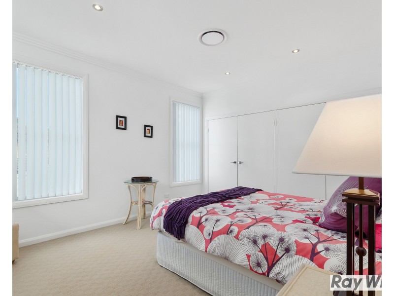 22 Hollymount View, Woonona NSW 2517