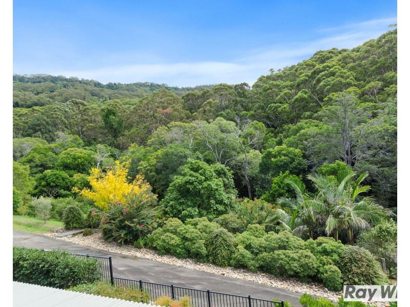 22 Hollymount View, Woonona NSW 2517
