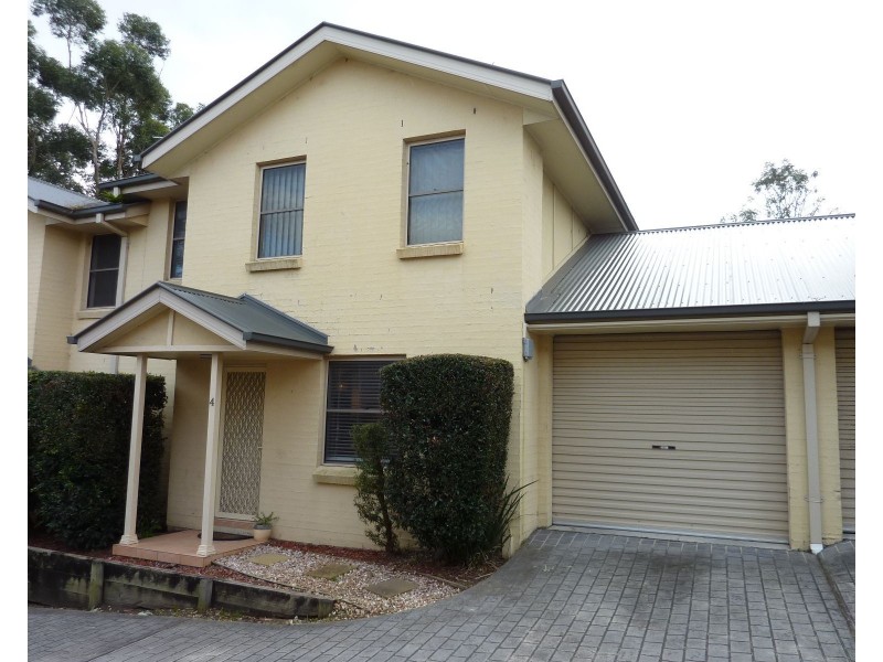 4/204-206 Princes Highway, Bulli NSW 2516