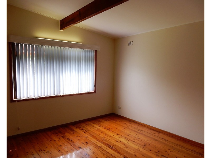 36 Hutton Avenue, Bulli NSW 2516