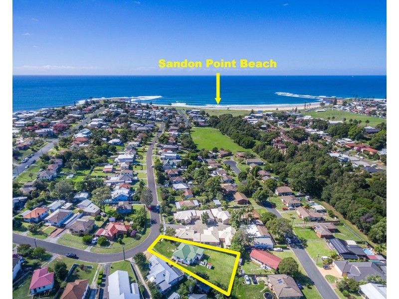 43 Westmacott Parade, Bulli NSW 2516
