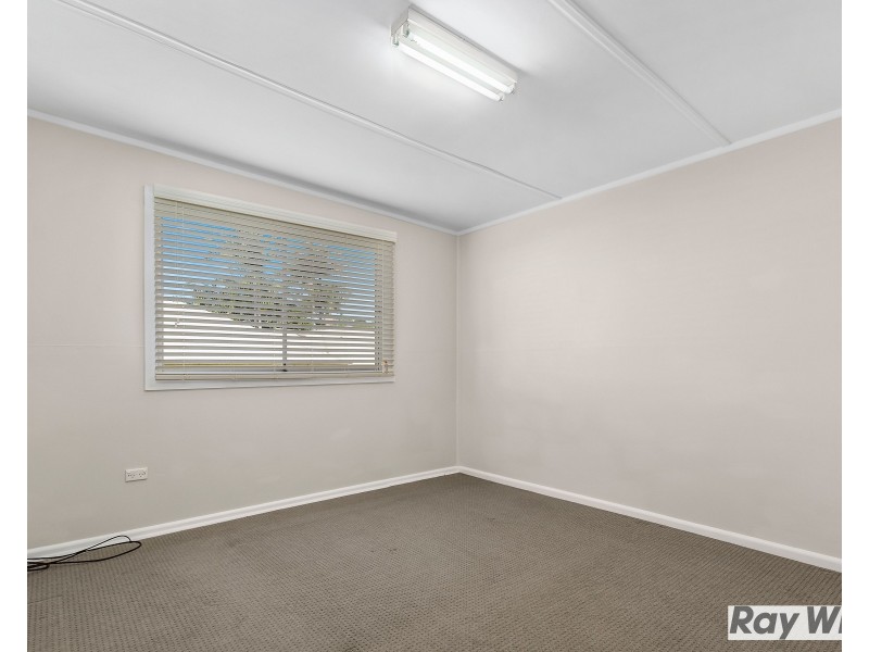 43 Westmacott Parade, Bulli NSW 2516