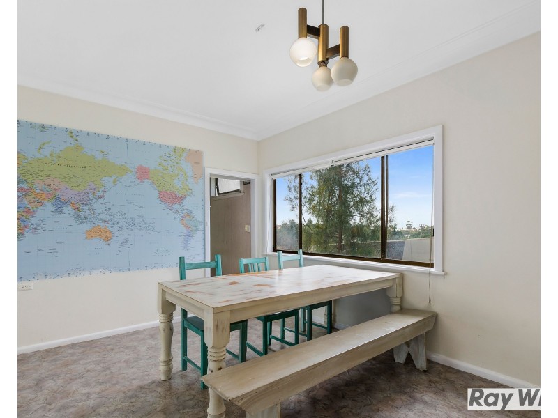 73 Russell Street, Woonona NSW 2517