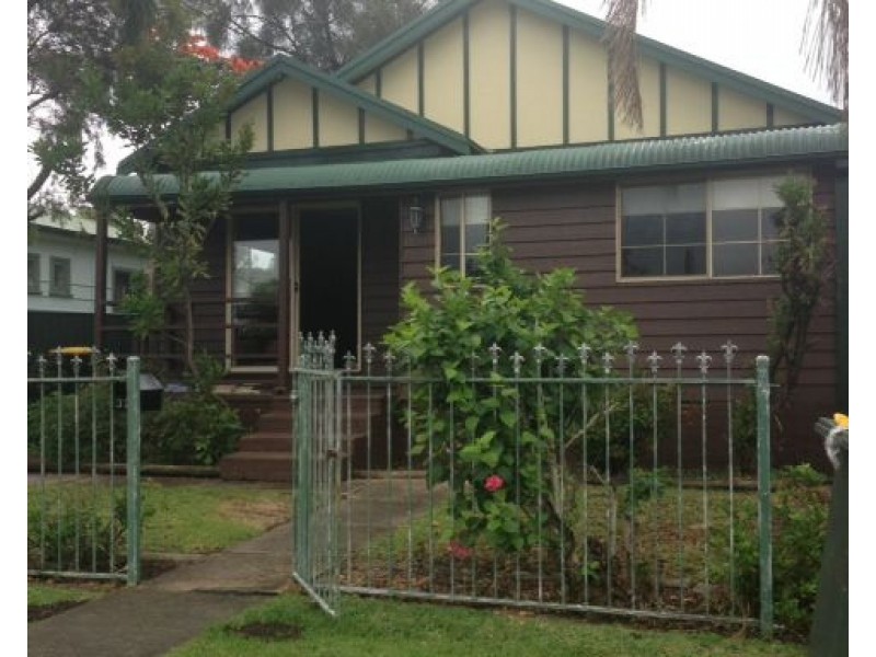 32 Station Street, East Corrimal NSW 2518