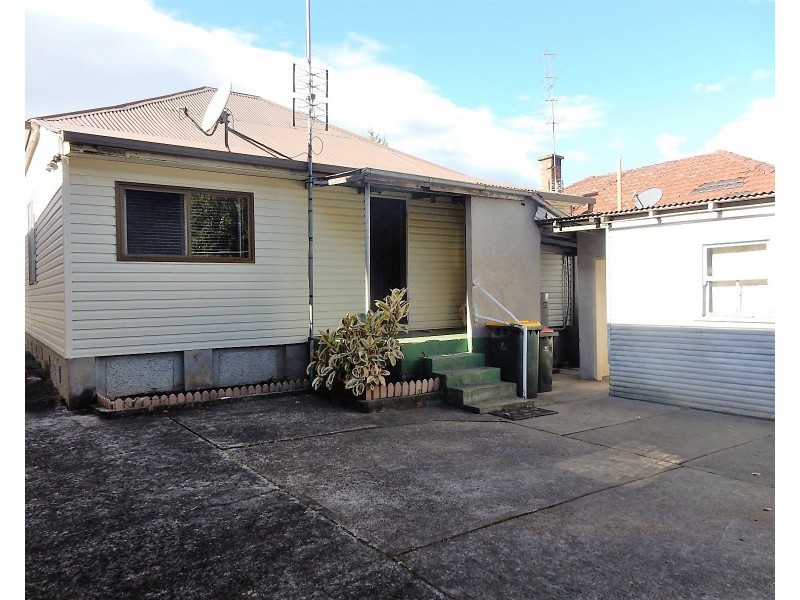 3 Harbinger Street, Corrimal NSW 2518