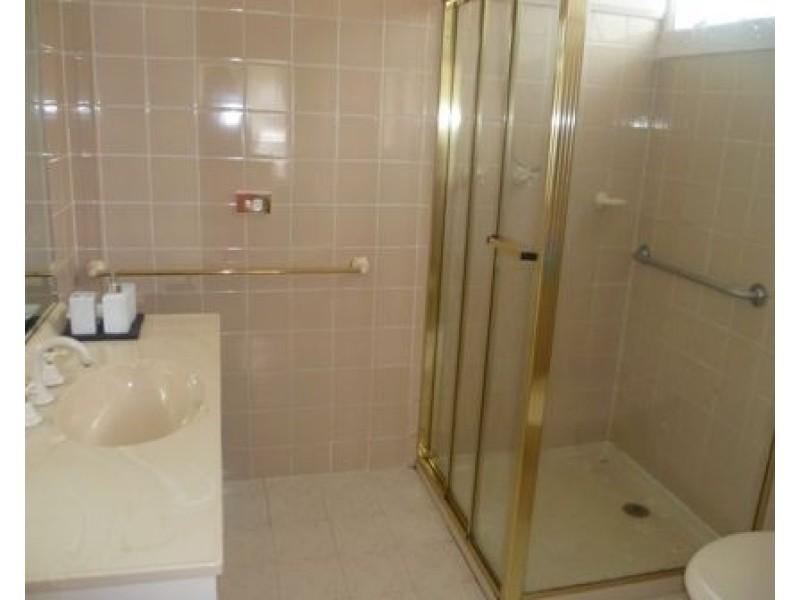 25 June Parade, Woonona NSW 2517