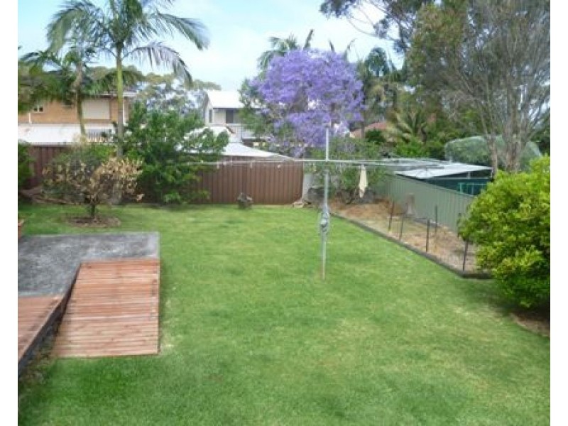 25 June Parade, Woonona NSW 2517