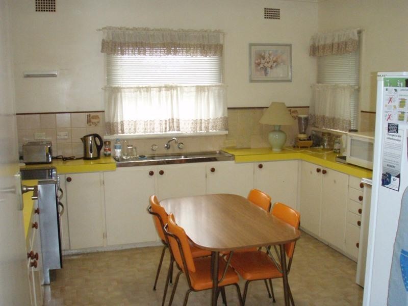 2 Bulwarra Street, Keiraville NSW 2500