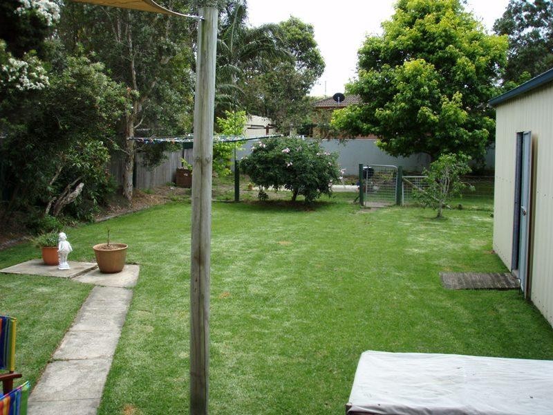 6 Ellen Street, Bellambi NSW 2518