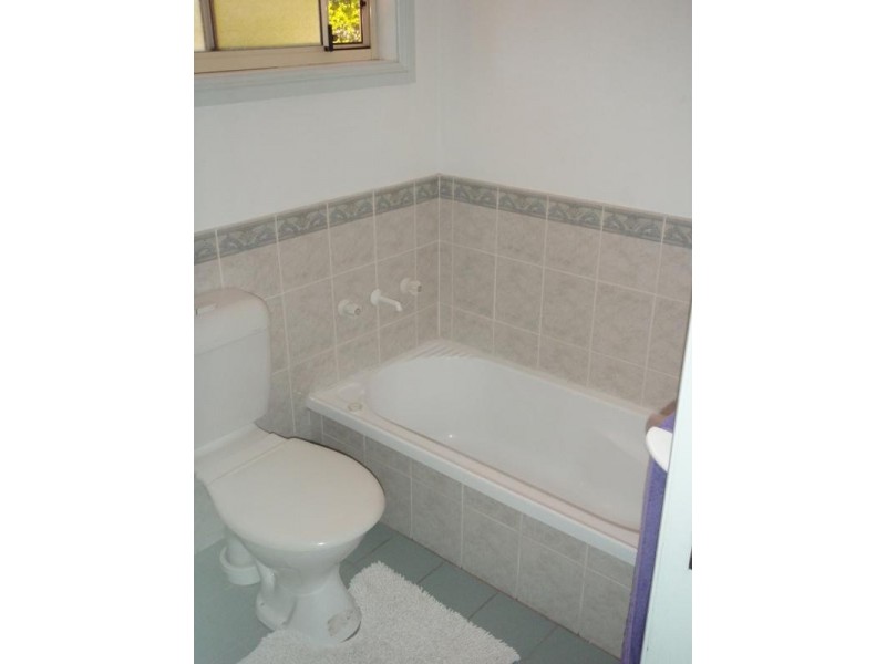 8/25 Nicholson Road, Woonona NSW 2517