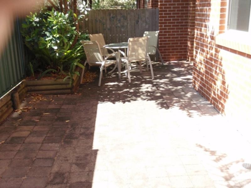 2/17 Hopetoun Street, Woonona NSW 2517