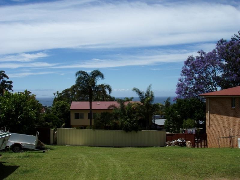 21 Joanne Street, Woonona NSW 2517