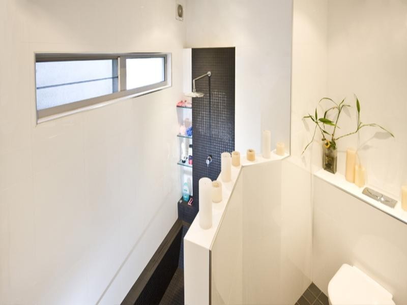 2 Cliff Parade, Thirroul NSW 2515