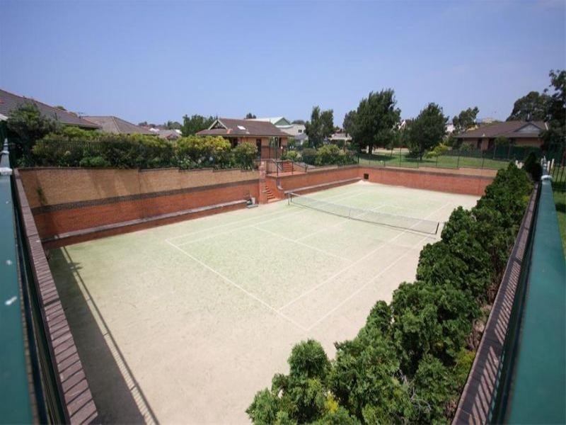 6 Grandiflora Terrace, Woonona NSW 2517