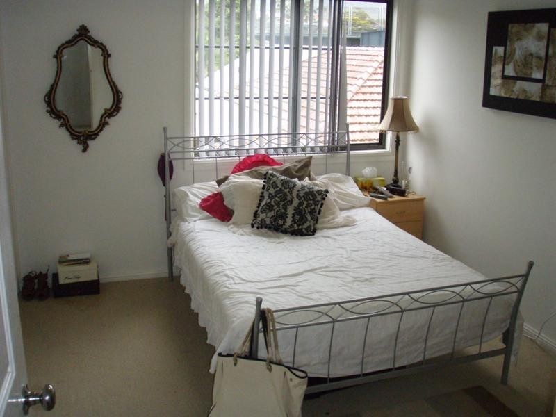 2/194 Princes Highway, Bulli NSW 2516