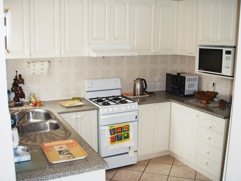 2/41 Russell Street, Woonona NSW 2517