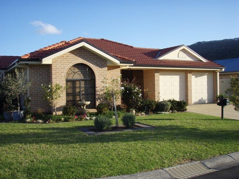 6 Blueberry Circuit, Woonona NSW 2517