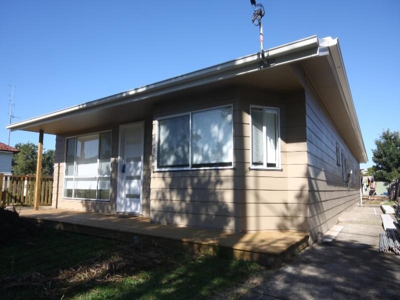 11 Monie Street, Woonona NSW 2517