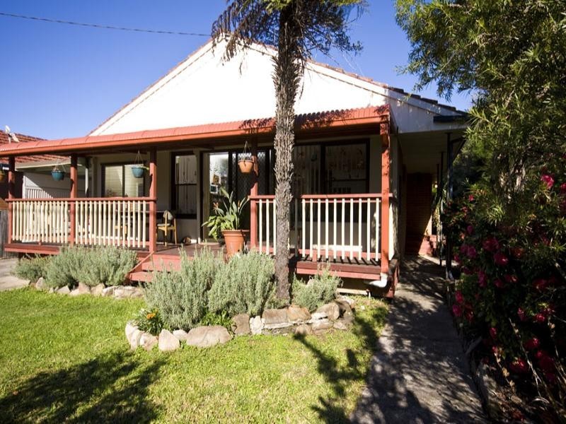 3 Kialoa Road, Woonona NSW 2517