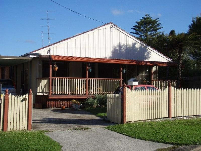 3 Kialoa Road, Woonona NSW 2517