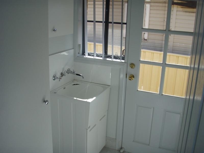 2/3 Ryan Street, Balgownie NSW 2519