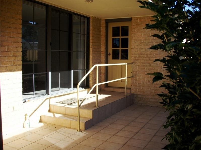 2/3 Ryan Street, Balgownie NSW 2519