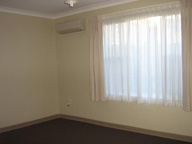 2/20 Monie Street, Woonona NSW 2517