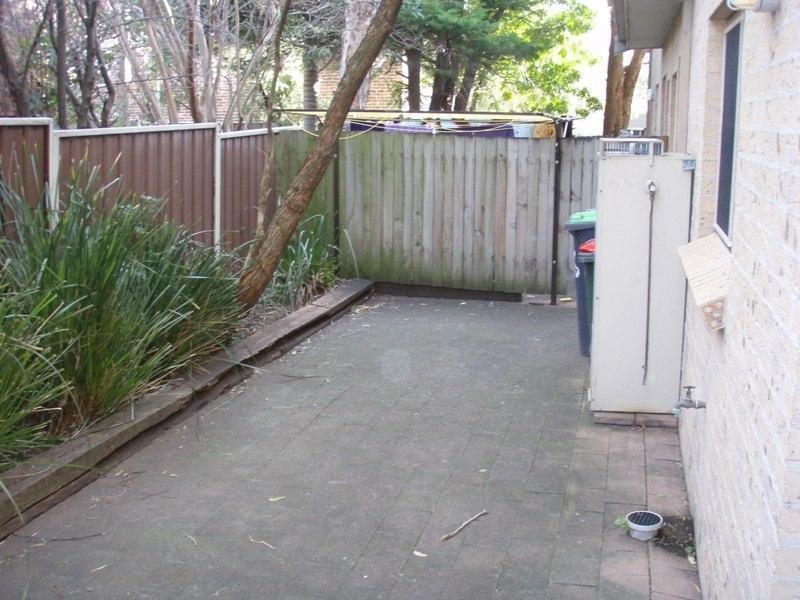 3/46 Balmoral Street, Balgownie NSW 2519