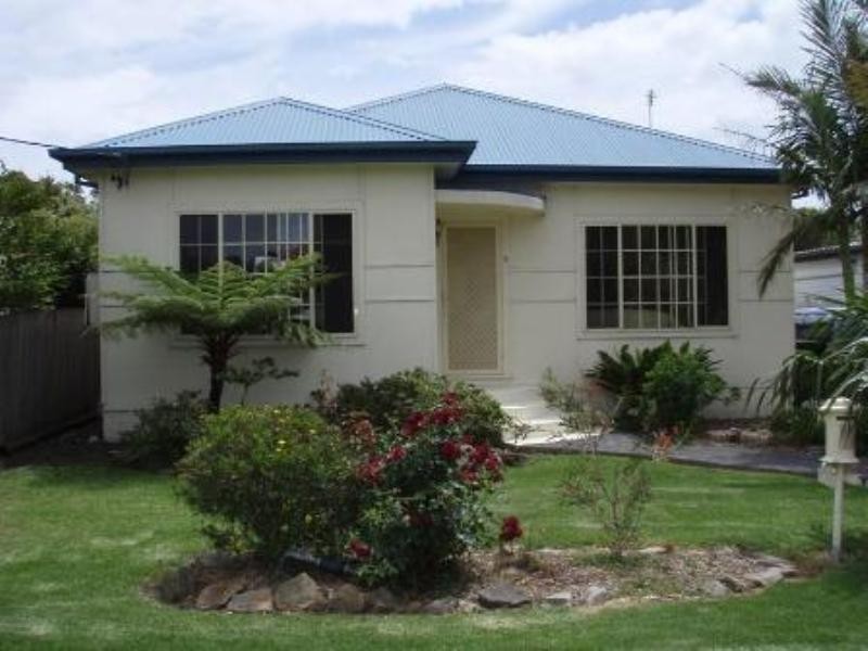 6 Ellen Street, Bellambi NSW 2518