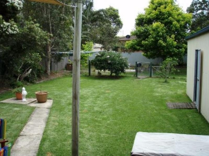 6 Ellen Street, Bellambi NSW 2518