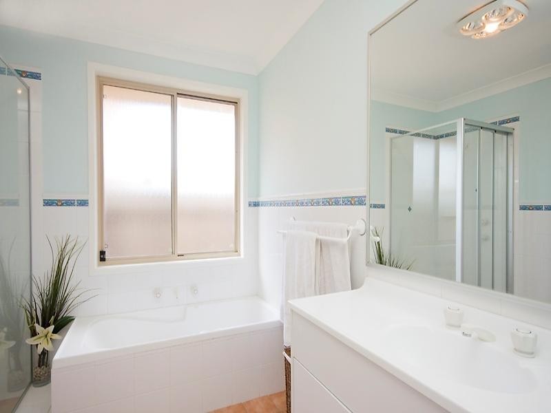 5 Gahans Lane, Woonona NSW 2517