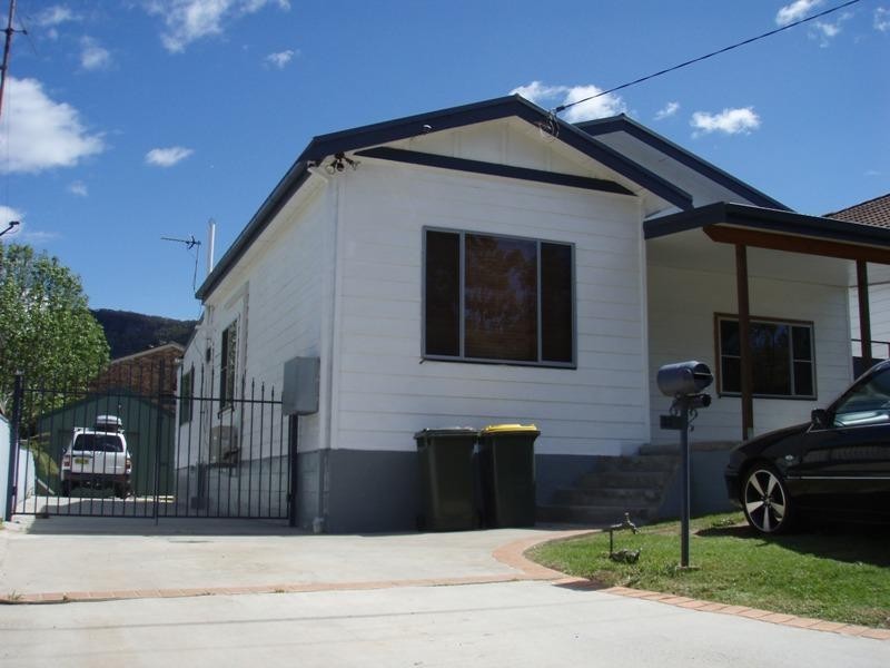 32 Cross Street, Corrimal NSW 2518