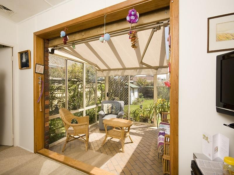 2 Corinda Road, Woonona NSW 2517