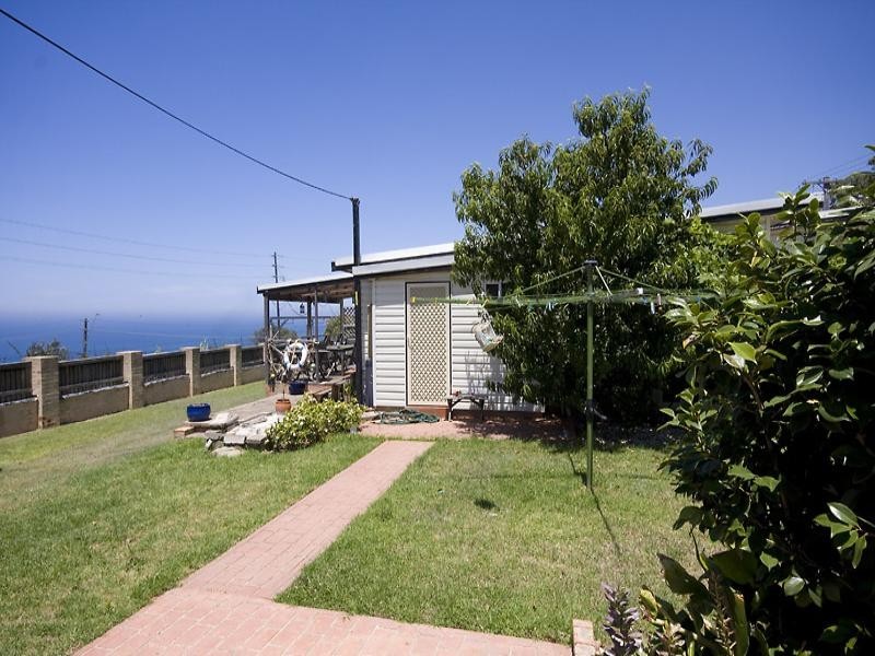 1 Railway Avenue, Scarborough NSW 2515