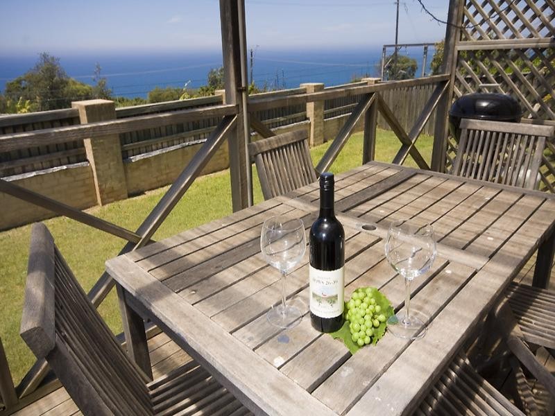 1 Railway Avenue, Scarborough NSW 2515