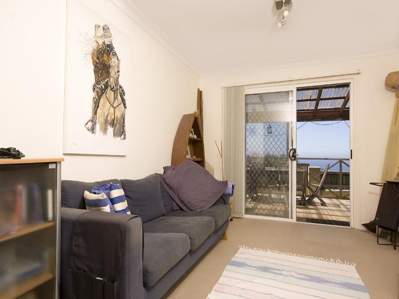 1 Railway Avenue, Scarborough NSW 2515