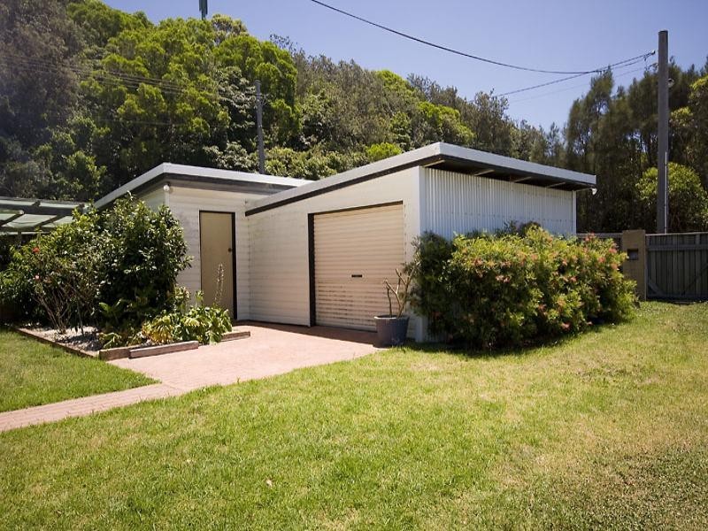 1 Railway Avenue, Scarborough NSW 2515