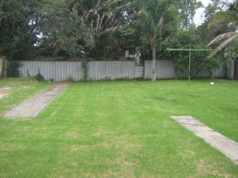 69 Thompson Street, Woonona NSW 2517